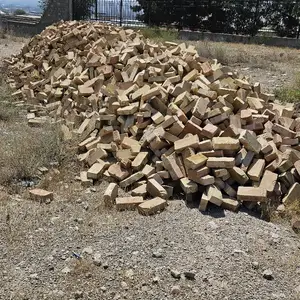 Хишти пухта, Худжанд