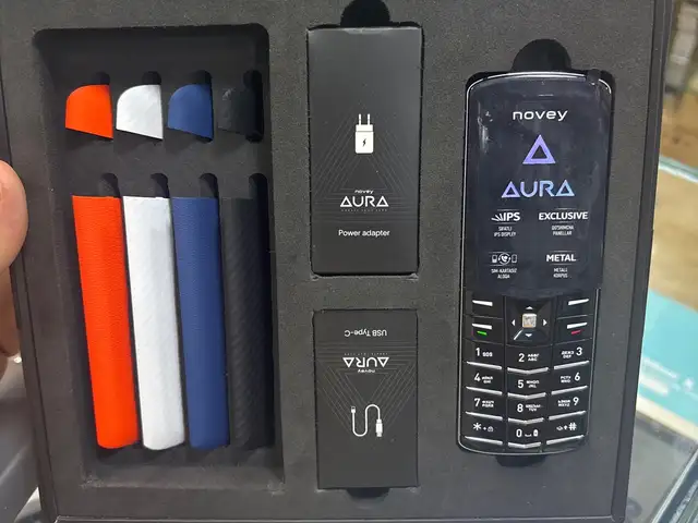Novey Aura, Хуҷанд