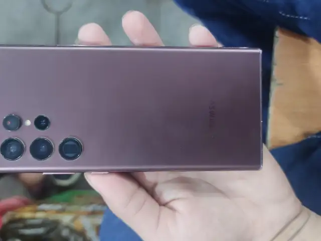 Samsung Galaxy S22 Ultra, Бохтар (Курган-Тюбе)