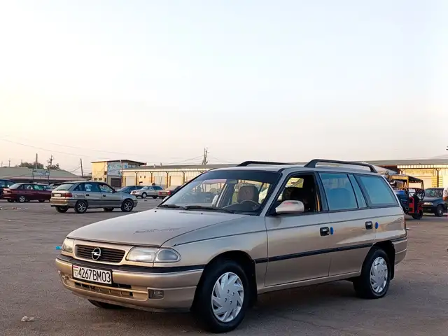 Opel Astra F