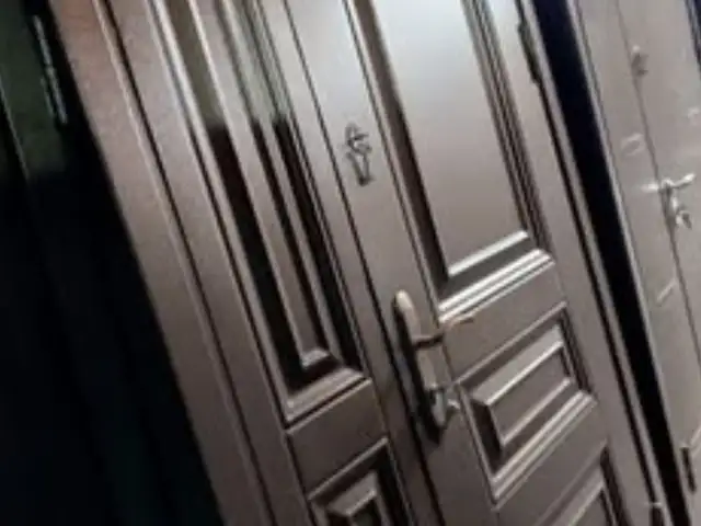 Дверь, Душанбе