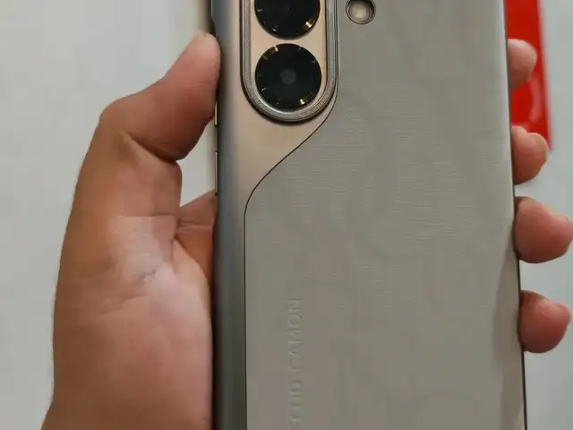 Tecno Camon 50 pro 16/256Gb blue, Душанбе