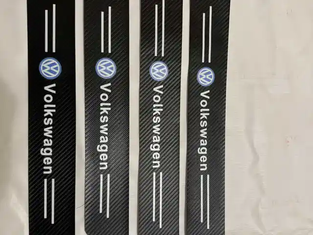 Защитная наклейка на пороги Volkswagen, Душанбе