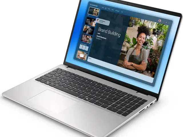 Ноутбук DELL 16 DC16251-C5-120U INTEL CORE 5-120U 8GB RAM 512GB SSD 16 FHD, Душанбе