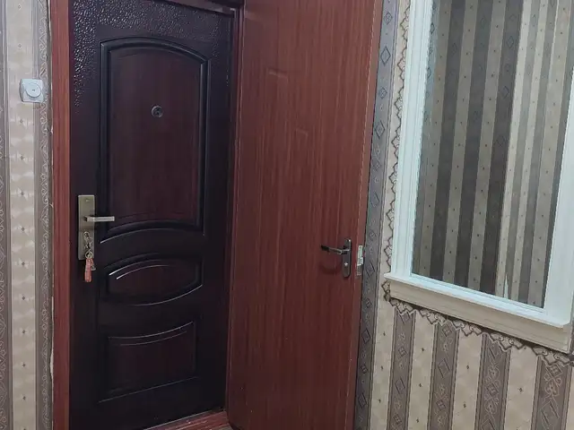 3-комн. квартира, 4 этаж, 8888 м², 8мкр, Худжанд