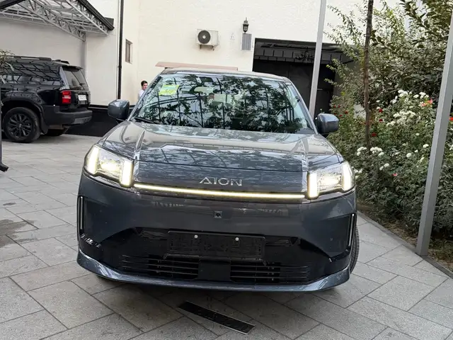 GAC Aion V