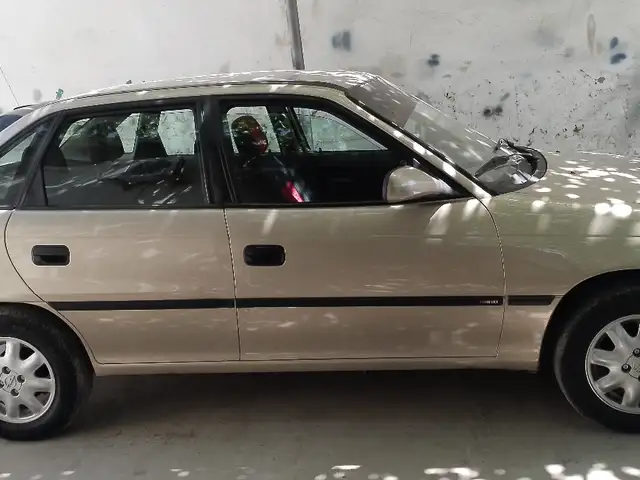 Opel Astra F