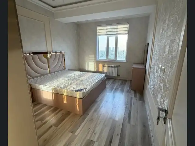 2-комн. квартира, 4 этаж, 80м², Заправкаи Газпром, Душанбе