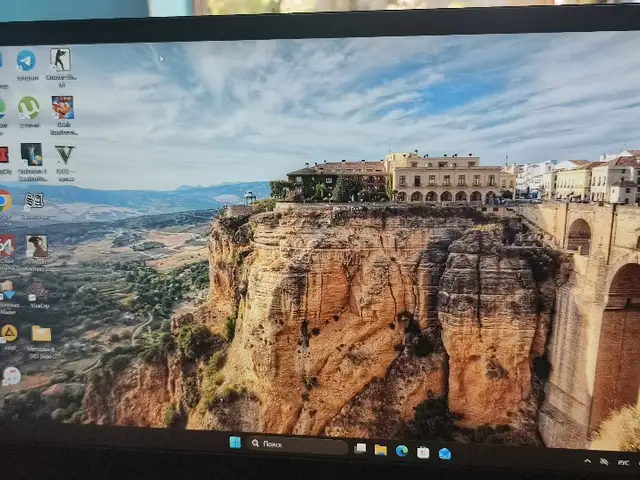 Ноутбук HP Victus Gaming Laptop 15-fb2082wm A14MNUA AMD Ryzen 5 8645HS/NVIDIA, Душанбе