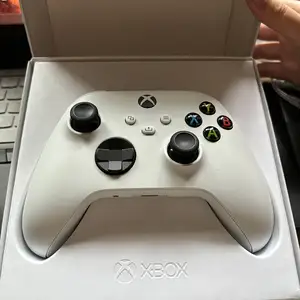 Оригинальный Геймпад / Джойстик XBOX на заказ, Хуҷанд