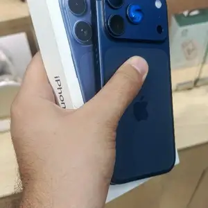 Apple iPhone 17 Pro, 256 gb, Deep Blue, Душанбе