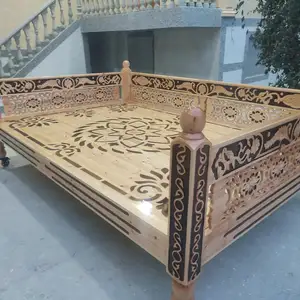 Кати кандакори, Худжанд
