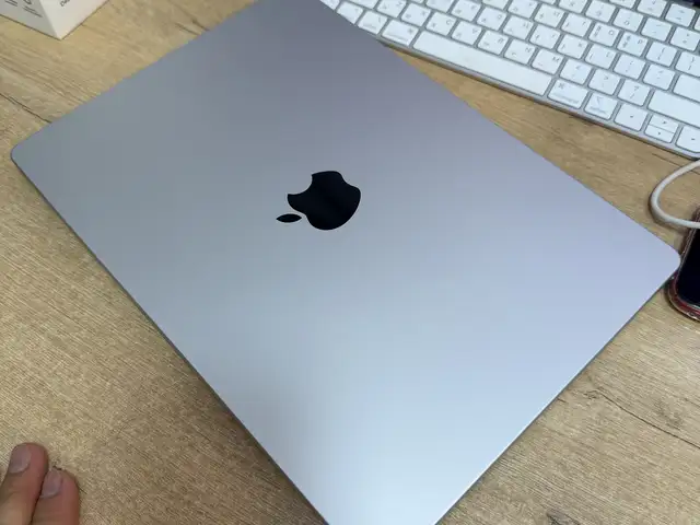 Ноутбук MacBook Pro M5 24/ 1TB Silver, Худжанд