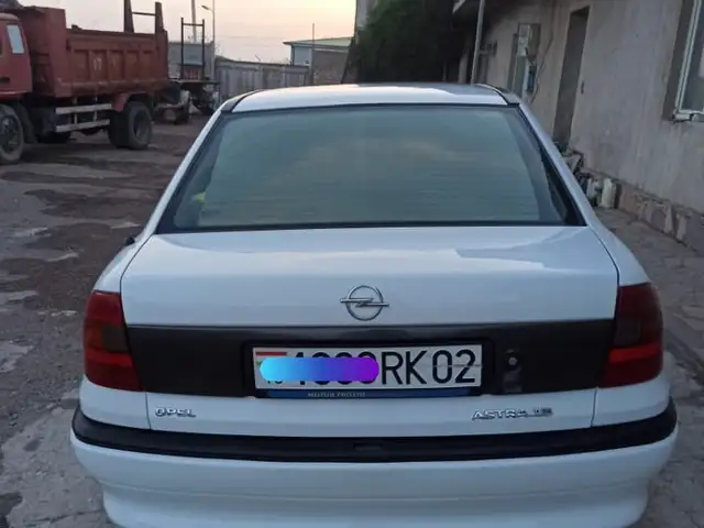 Opel Astra F