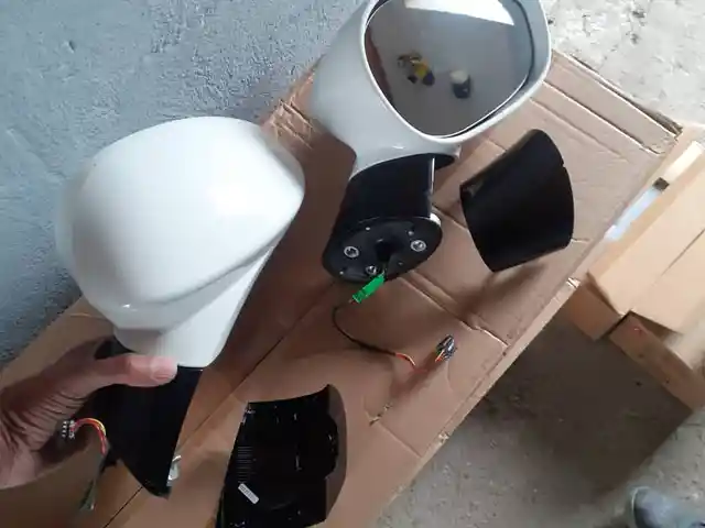 Боковые зеркала на Neta V, Душанбе
