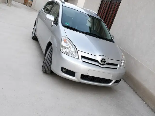 Toyota Corolla Verso