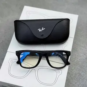 Очки RayBan, Душанбе