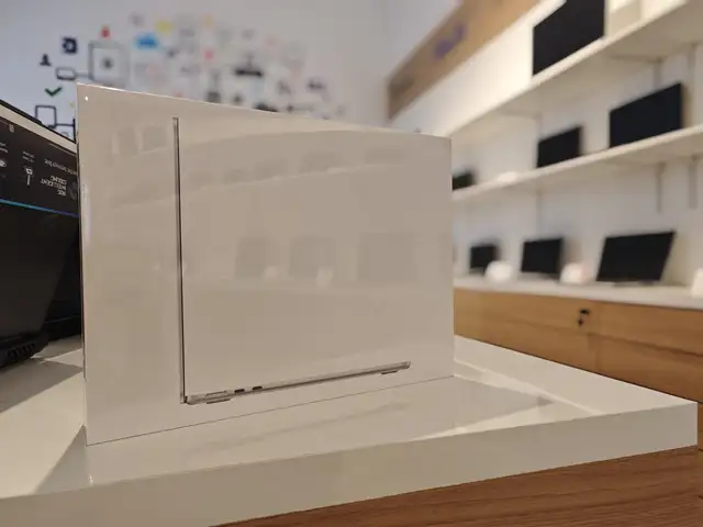 Ноутбук Apple MacBook Air m5 16/512gb, Душанбе