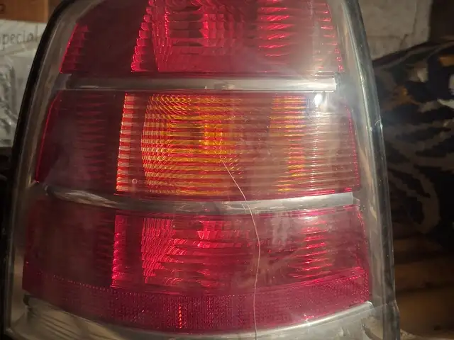 Фара от Opel Zafira B, Худжанд