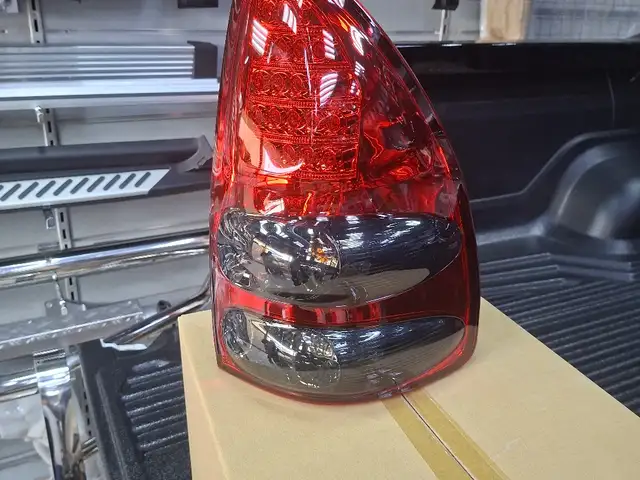 Передние фары Toyota, Душанбе