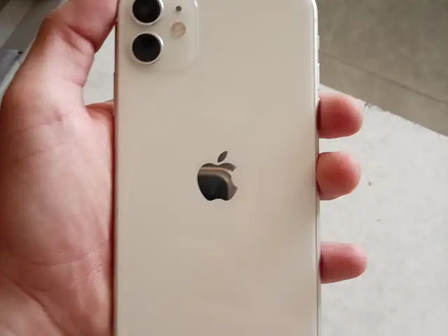 Apple iPhone 11, 128 gb, White, Ёвон