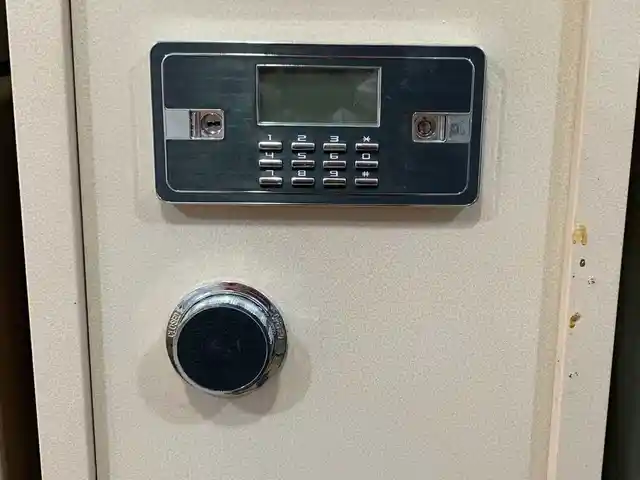 Сейф, Душанбе