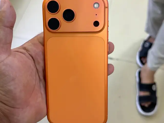 Apple iPhone 17 Pro Max, 256 gb, Cosmic Orange, Душанбе