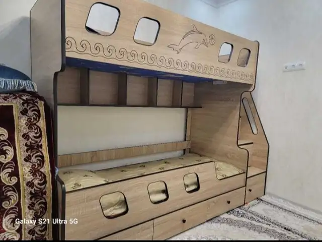 Двухъярусная кровать, Душанбе