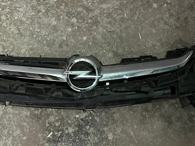 Облицовка от Opel astra J, Хуҷанд
