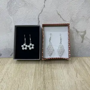 Серьги ручной работы жемчужные цвeточки и хрустальные капли, Худжанд