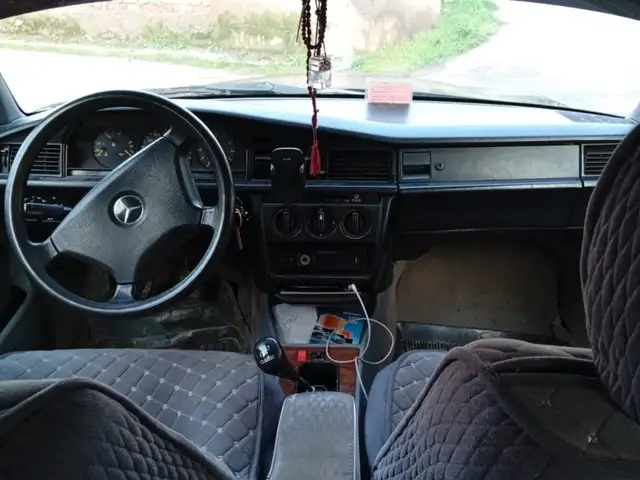 Mercedes-Benz W201, 1993, Шахринав - 4