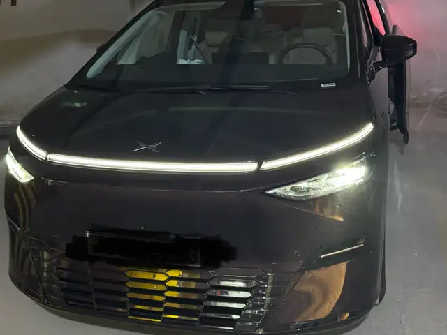 Xpeng G9, 2026, Душанбе - 4