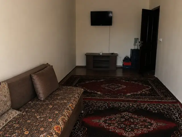 Комната в 2-комн. квартире, 3 этаж, 49м², Зарафшон, Душанбе