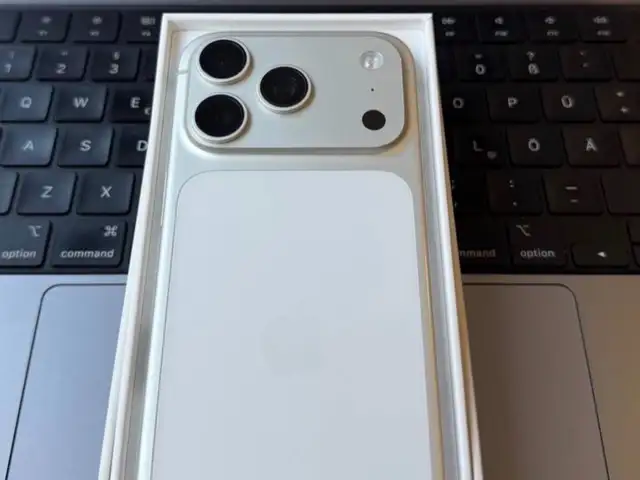 Apple iPhone 17 Pro Max, 256 gb, Silver, Душанбе