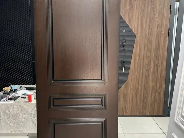 Дверь, Душанбе