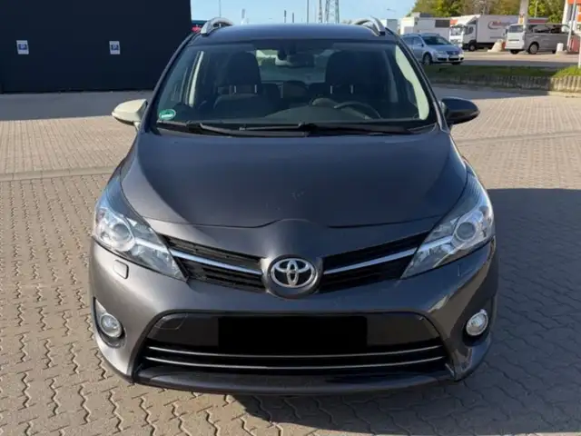 Toyota Verso