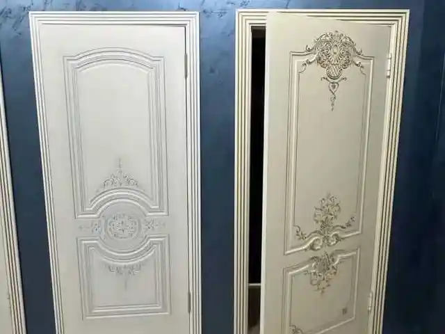 Дверь, Душанбе