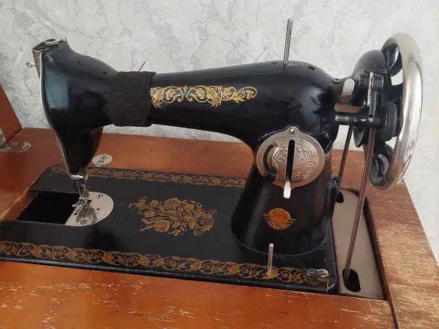 Швейная механическая машина СССР, Худжанд