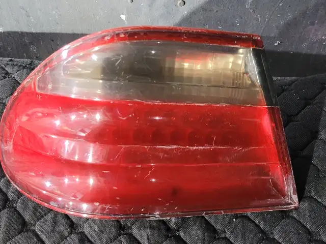 Фонарь на Mercedes, Худжанд
