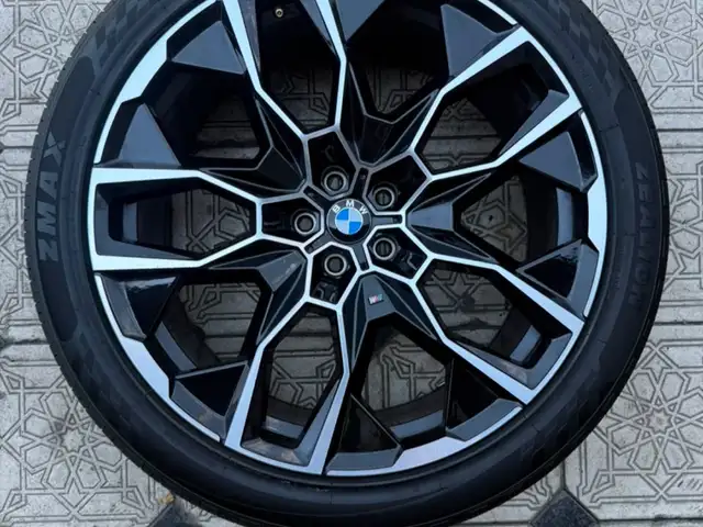 Диски и шины R 22 BMW, Душанбе