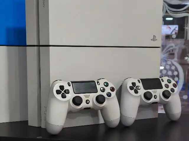 Игровая приставка Sony PlayStation 4 Fat 500gb White Edition, Душанбе