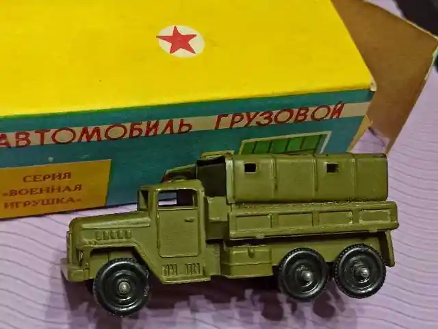 Машина военные, Душанбе