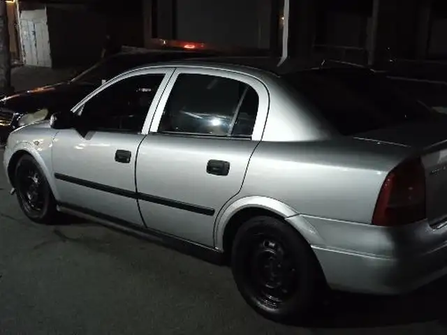 Аренда авто Opel Astra G, 1999, Хуҷанд