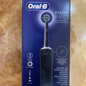 Электрическая зубная щетка Oral-B Vitality Pro, Худжанд