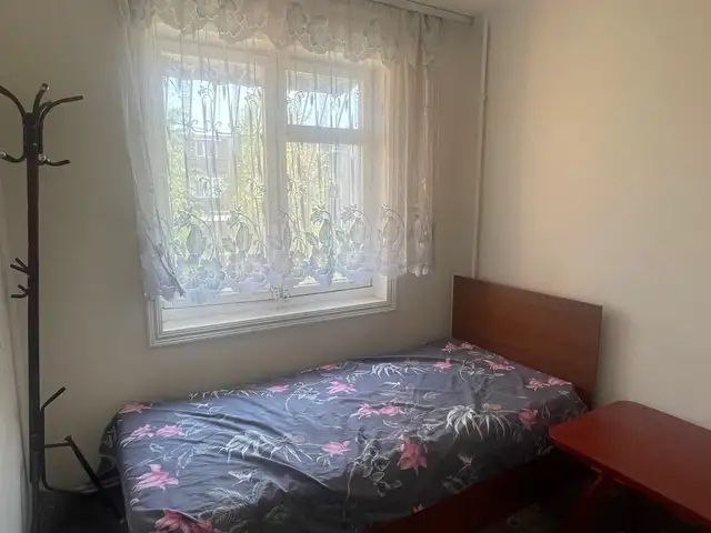 3-комн. квартира, 2 этаж, 52 м², 32 мкр, Худжанд - 7