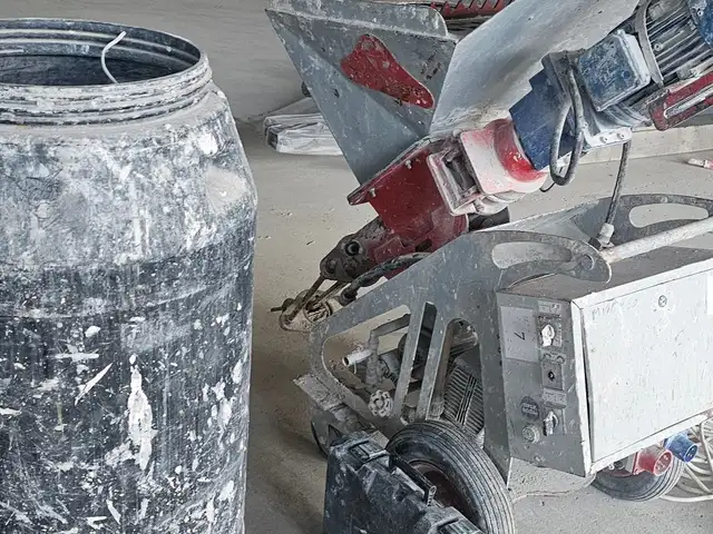 Штукатурка стен, Худжанд