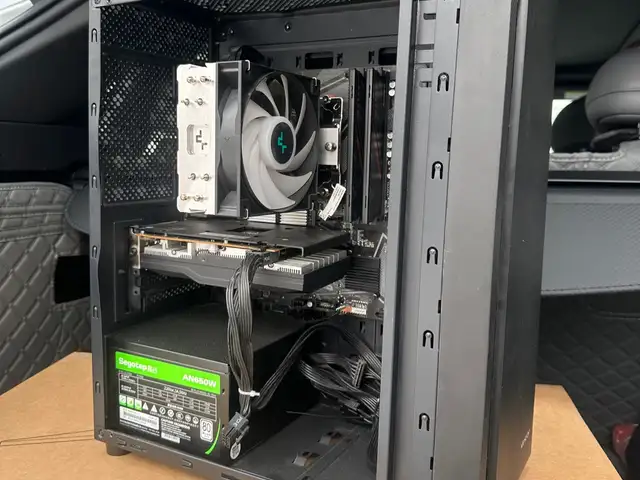 Игровой Системный Блок AMD Ryzen 5 5600 / RTX 4060 8G / RAM 16G / NVMe M 512G, Душанбе