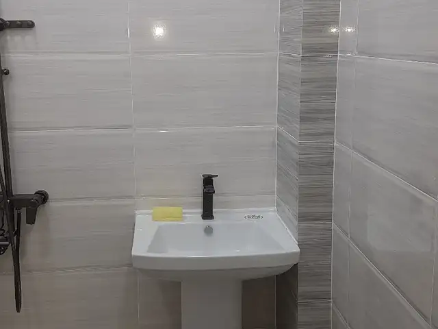 Услуги плиточника, Душанбе