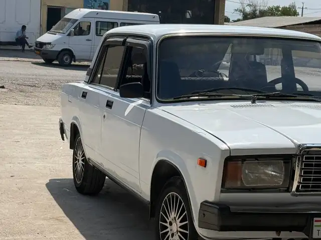Lada (ВАЗ) 2107