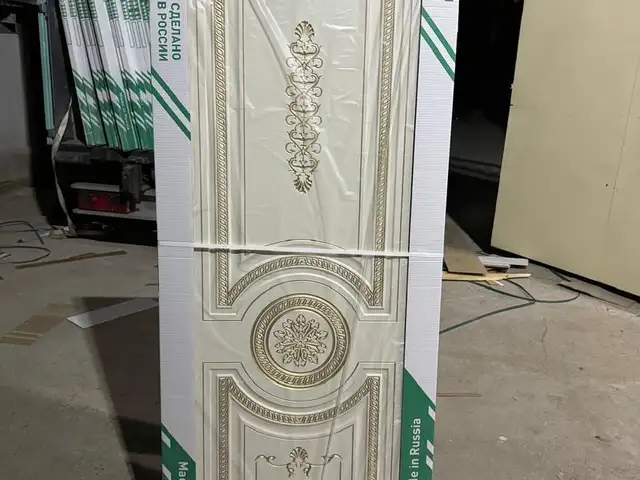 Дверь, Душанбе